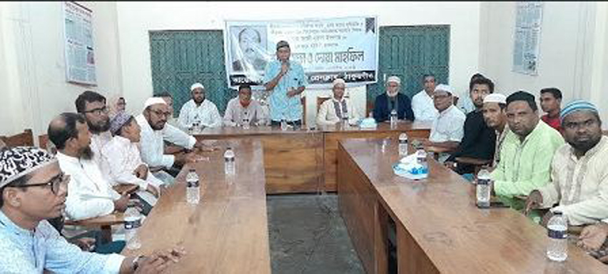 পীরগঞ্জে সাংবাদিক কাজী নুরুলের স্মরণে স্মরণ সভা ও দোয়া মাহফিল 