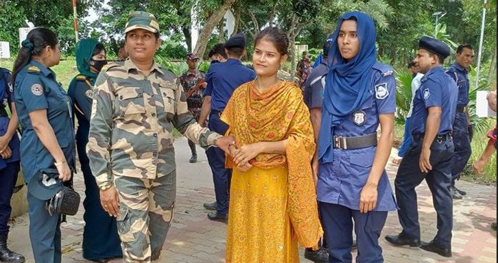 ভারত থেকে প্রেমের টানে বাংলাদেশের এসে দুই বছর কারাভোগ তরুণীর