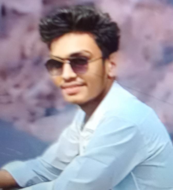 বাঙালি নদীতে গোসল করতে নেমে কলেজ ছাত্র নিখোঁজ, ৪ বন্ধু অসুস্থ