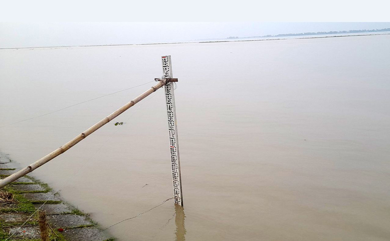 বগুড়ায় যমুনা নদীতে দ্রæত পানি বাড়ছে