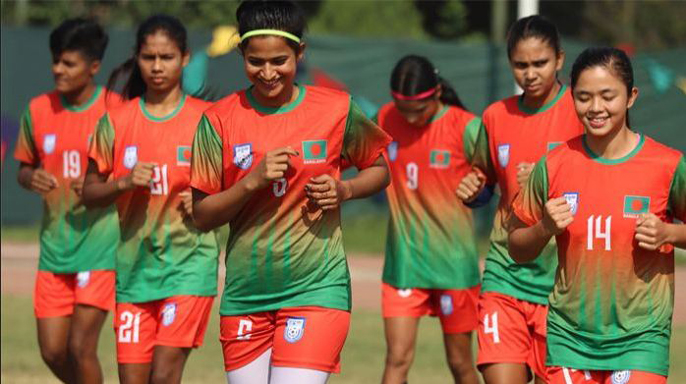 বাংলাদেশ ভারতকে হারিয়ে দিয়ে সাফের সেমিফাইনালে উঠেছে