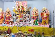 দুর্গা দেবীর মণ্ডপে মণ্ডপে বিদায়ের সুর : আজ মর্ত্য ছাড়বেন দুর্গতিনাশিনী