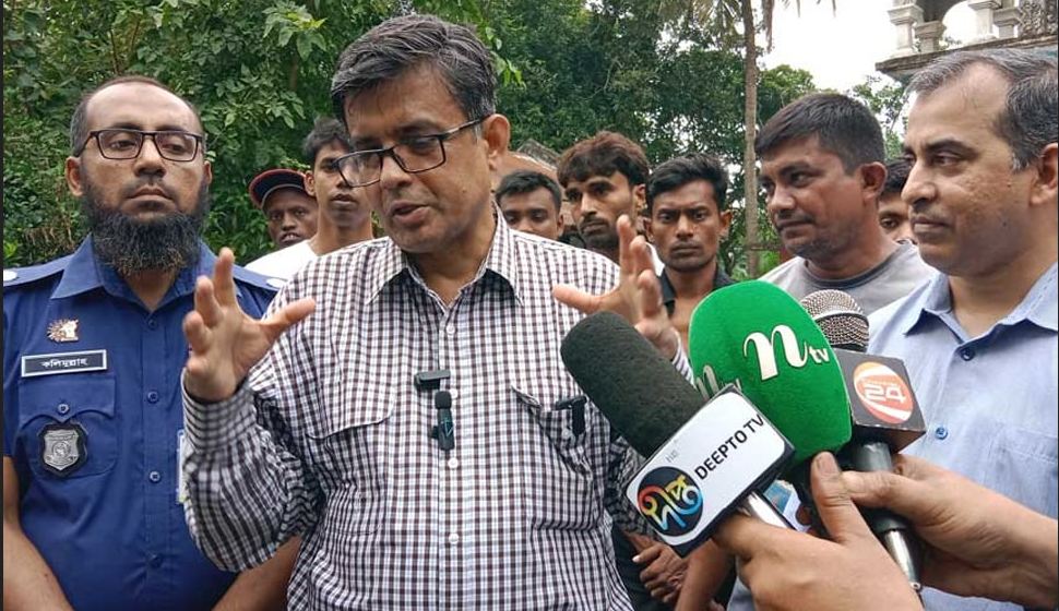 মফস্বল সাংবাদিকদেরও প্রতিনিধি থাকবেন মিডিয়া সংস্কার কমিশনে: প্রধান উপদেষ্টার প্রেস সচিব