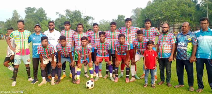 পার্বতীপুর উপজেলা আরাফাত রহমান কোকো স্মৃতি ফুটবল টুর্নামেন্টের উদ্বোধন