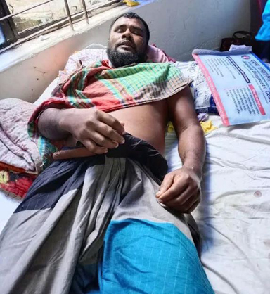 ফুলবাড়ীতে স্বেচ্ছাসেবক দল নেতার ওপর হামলাসহ মারপিট ঘটনায়  ১১জনের নামে মামলা, ইউপি চেয়ারম্যান আ’লীগ নেতা গ্রেপ্তার