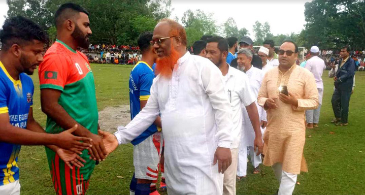 শহীদ জিয়া স্মৃতি ফুটবল টুর্নামেন্ট-২০২৪ চতুর্থ দিনের খেলার উদ্বোধন