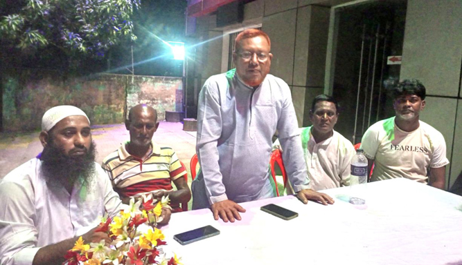 দুর্গাপূজায় আইনশৃঙ্খলা পরিস্থিতি স্বাভাবিক রাখতে ৯ নং ওয়ার্ড বিএনপির মতবিনিময় সভা অনুষ্ঠিত