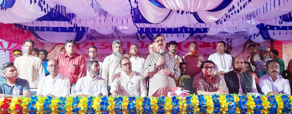 শেখ হাসিনা পাখির মতো মানুষ হত্যা করে এখন মোদির পায়ের নিচে আশ্রয় নিয়েছে  -বগুড়ার সমাবেশে মাহমুদুর রহমান মান্না