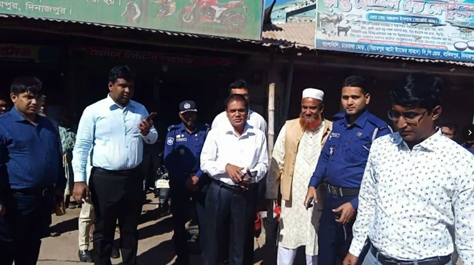 হিলি বন্দরের ফোরলেন রাস্তার কাজের অগ্রগতি পরিদর্শন করেছেন জেলা প্রশাসক