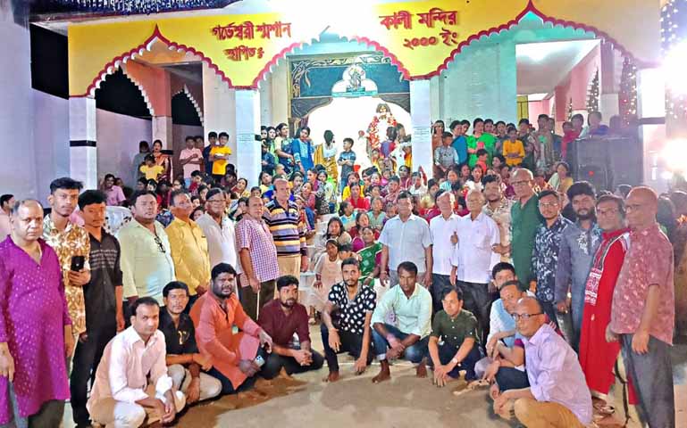 দিনাজপুরে চারদিন ব্যাপী ঐতিহ্যবাহী গর্ভেশ্বরী শ্মশানে শ্রীশ্রী শ্যামা পূজা ও মেলা