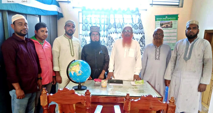 আটোর মোহাম্মদীয়া ফাজিল মাদ্রাসার অধ্যক্ষর সাথে এলাকাবাসীর সাথে মতবিনিময়