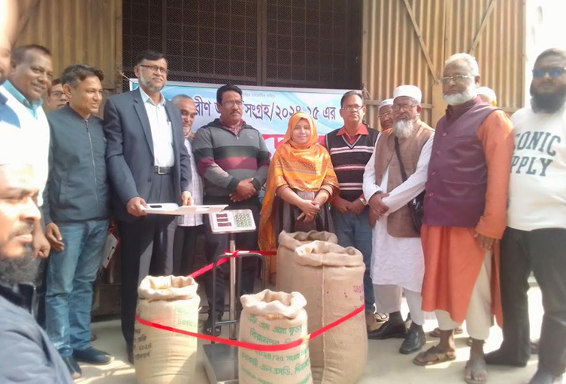 বিরামপুরে আমন মৌসুমের ধান ও চাল সংগ্রহের উদ্বোধন