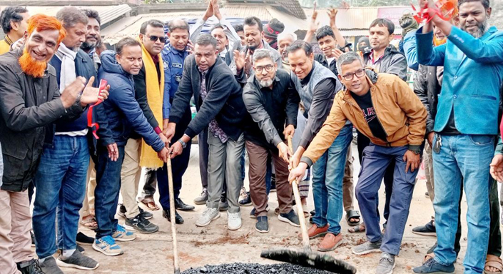 পাঁচবিবিতে রাস্তা পাকাকরণ কাজের উদ্বোধন