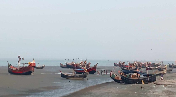বিস্ফোরণের শব্দে ফের কাঁপল টেকনাফ সীমান্ত