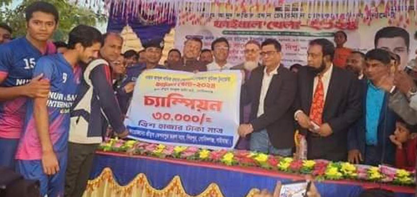 গোবিন্দগঞ্জে গোল্ডকাপ ফুটবল টুর্নামেন্টের ফাইনাল খেলা অনুষ্ঠিত