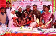পাঁচবিবিতে শিশুদের মাঝে উপহার বিতরণ