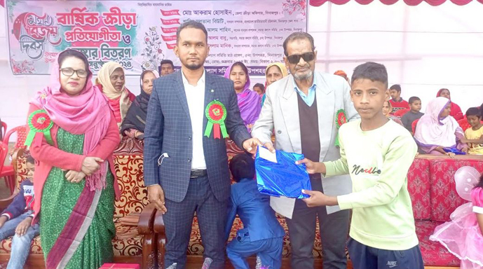 দিনাজপুরে মহান বিজয় দিবস উপলক্ষে বার্ষিক ক্রীড়া প্রতিযোগিতা অনুষ্ঠিত