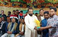 পাঁচবিবিতে ধানের শীষ উপহার পেলেন বিএনপি নেতা-গফুর