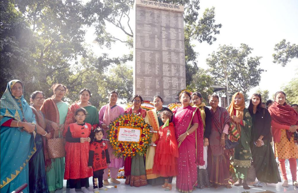 দিনাজপুর মহিলা পরিষদের উদ্যোগে মহান বিজয় দিবস পালিত