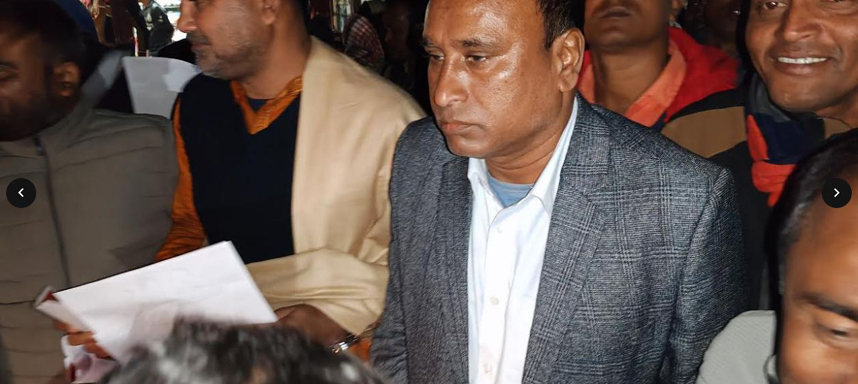 ফুলবাড়ী বিএনপির পথসভা ও ৩১ দফার লিফলেট বিতরণ