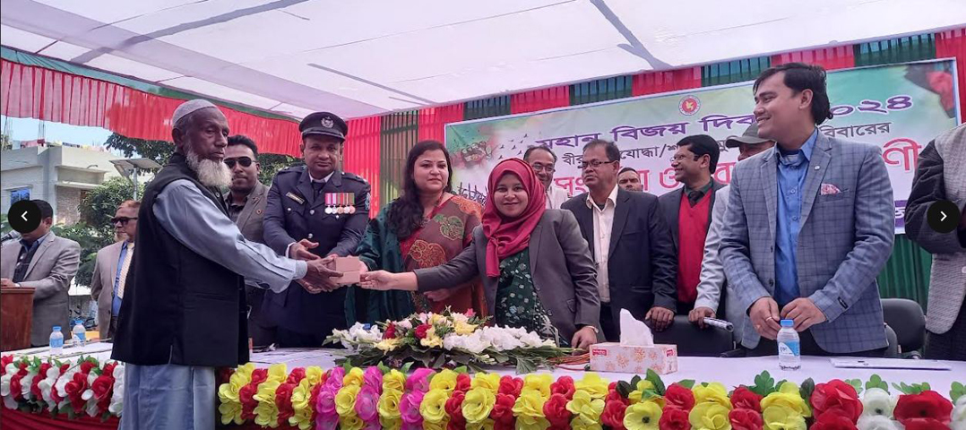 বিরামপুরে বিজয় দিবসে বীর মুক্তিযোদ্ধাদের সংবর্ধনা