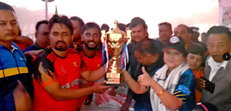 দিনাজপুরে খোকা ভাই স্মৃতি ফুটবল টুর্ণামেন্ট ফাইনাল খেলা অনুষ্ঠিত