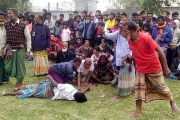 হাকিমপুরে গ্রাম বাংলার ঐতিহ্যবাহী পাতা খেলা অনুষ্ঠিত