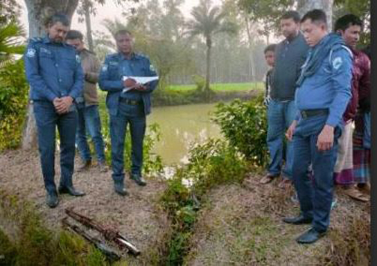 বগুড়ায় ডোবায় মিলল থানা থেকে লুট হওয়া দুটি আগ্নেয়াস্ত্র : এখনও ১৩টি অস্ত্র উদ্ধার হয়নি 
