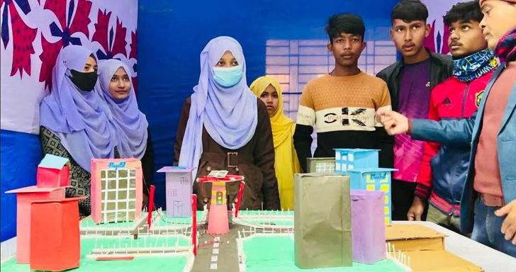 হিলিতে দিনব্যাপী ৪৬ তম জাতীয় বিজ্ঞান ও প্রযুক্তি সপ্তাহের উদ্বোধন ও পুরস্কার বিতরণ