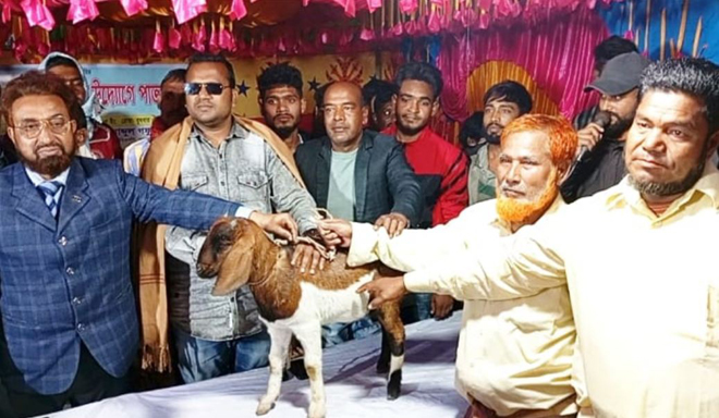 পাঁচবিবিতে তন্ত্রমন্ত্র এর পাতা খেলা অনুষ্ঠিত