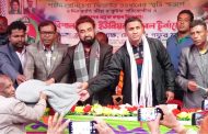 পাঁচবিবিতে শীতার্তদের মাঝে কম্বল বিতরণ