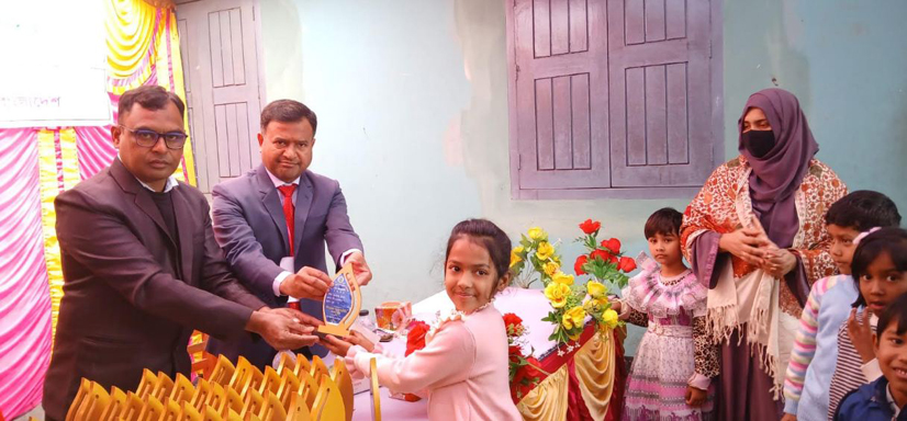 পঞ্চগড়ে হাতের সুন্দর লেখা প্রতিযোগিতা ও পুরষ্কার বিতরণী অনুষ্ঠান