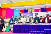 দিনাজপুরে ইতিহাস ঐতিহ্যে পাটুয়াপাড়া ও আবুল কালাম আজাদ যুদ্ধাহত এক বীর মুক্তিযোদ্ধা গ্রন্থের মোড়ক উন্মোচন