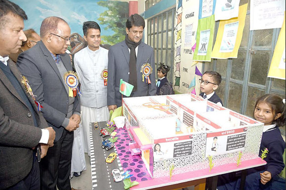 দিনাজপুরে সেন্ট ফিলিপস্ স্কুল এন্ড কলেজে বার্ষিক আন্তঃশ্রেণি বিজ্ঞান ও প্রযুক্তি মেলার উদ্বোধন