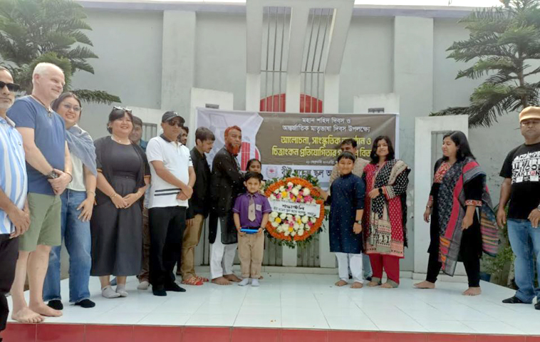 বগুড়ায় ভাষা শহীদদের শ্রদ্ধা জানিয়েছেন ২০ বিদেশি নাগরিক
