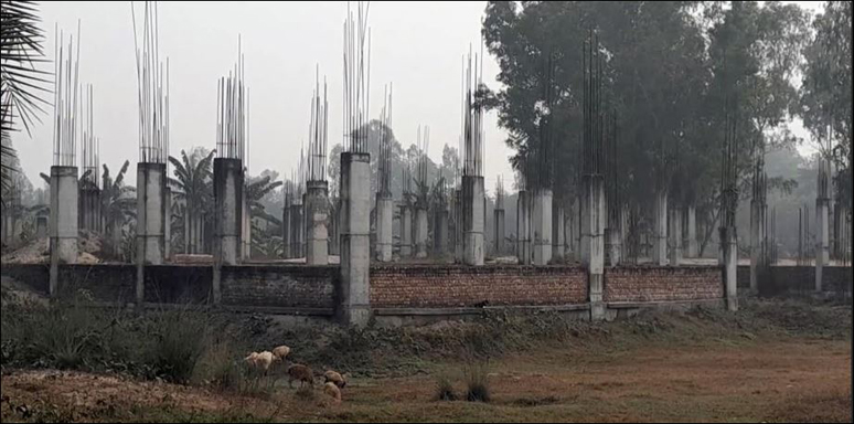 গোবিন্দগঞ্জ টেকনিক্যাল স্কুল এন্ড কলেজের একাডেমিক ভবনের নির্মাণ কাজ দীর্ঘ ৭ বছরেই শেষ না হওয়ায় সরকারি ব্যবস্থাপনায় কারিগরি শিক্ষা থেকে বঞ্চিত শিক্ষার্থীরা