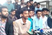 বহিরাগত চোর, বাটপার, ধান্দাবাজ, অছাত্র ফুল বিক্রেতাদের স্থান দেওয়া হয়েছে, ৪৮ ঘন্টার মধ্যে কমিটি বাতিলের দাবি