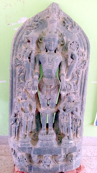 বীরগঞ্জে ৩৯৫ কেজি ওজনের কষ্টিপাথরের বিষ্ণুমূর্তি উদ্ধার, আটক ১