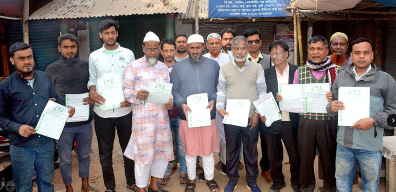 দিনাজপুরে তারেক রহমানের ৩১ দফার রাষ্ট্রকাঠামো মেরামতের লিফলেট বিতরণ শ্রমিকদলের