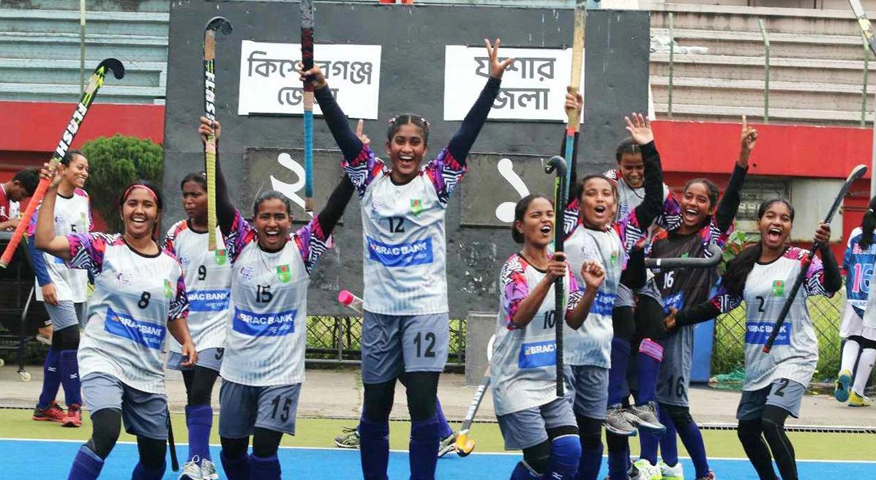 নারী হকির ফাইনালে বিকেএসপি ও কিশোরগঞ্জ