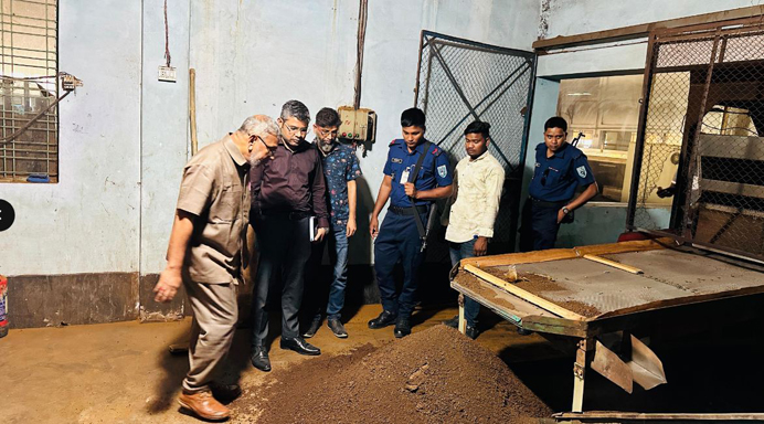 পঞ্চগড়ে এক চা ফ্যাক্টরি মালিককে এক লাখ টাকা জরিমানা