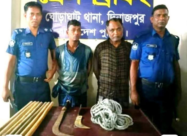 ঘোড়াঘাটে যাত্রীবাহী ভেবে পুলিশের টহল গাড়িতে ডাকাতির চেষ্টা আটক ২