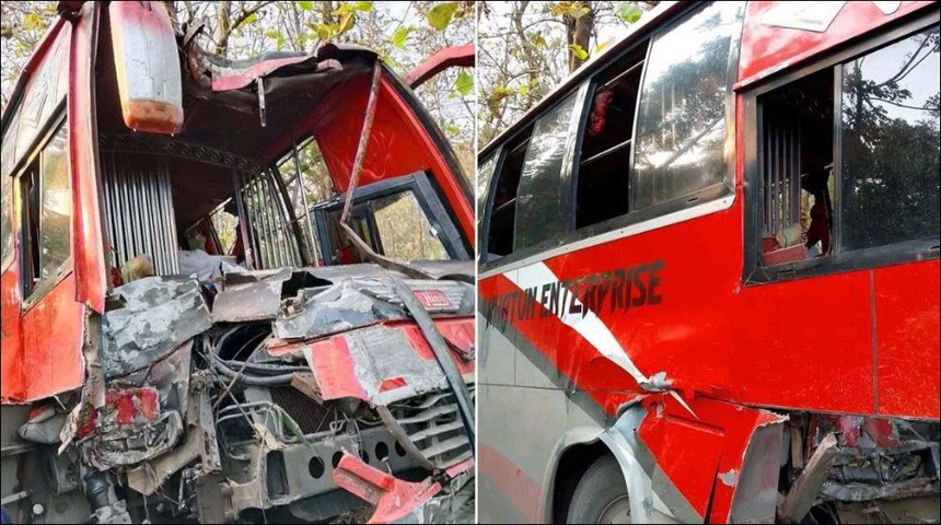 ঝিনাইদহের মহেশপুরে বাস নিয়ন্ত্রণ হারিয়ে গাছের সঙ্গে ধাক্কা, আহত ৬