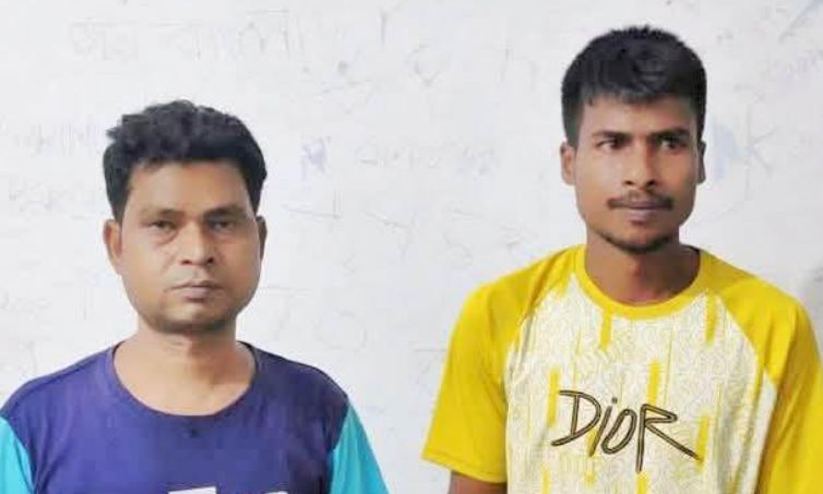 খানসামায় মাদক সেবন করতে গিয়ে দুই যুবক আটক