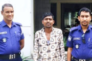 ফুলবাড়ীতে ১১ মাদক মামলার আসামী কুখ্যাত মাদক ব্যবসায়ী আলাল গ্রেপ্তার