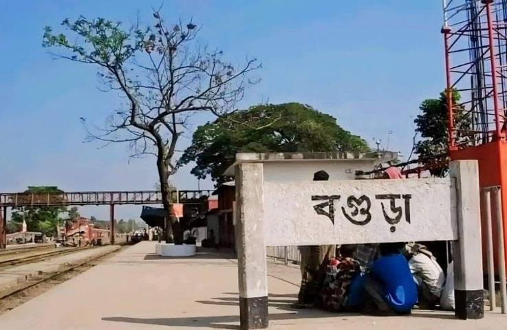 বগুড়া রেল স্টেশনে ছাত্রদল নেতাসহ চারজন ছুরিকাঘাত