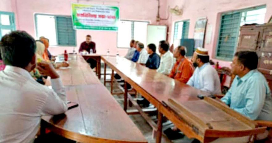 দিনাজপুরে শিক্ষার গুণগত মান উন্নয়ন ও বিদ্যালয়ের সার্বিক পরিস্থিতি নিয়ে মতবিনিময় সভা