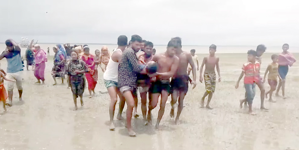 মনপুরায় মেঘনা নদী‌তে প‌ড়ে জে‌লের মৃত্যু