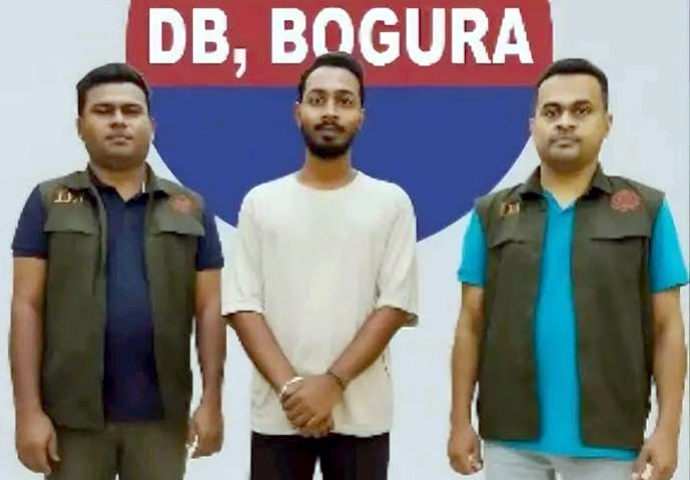 ঢাবির ছাত্রলীগ নেতা বগুড়ায় গ্রেপ্তার