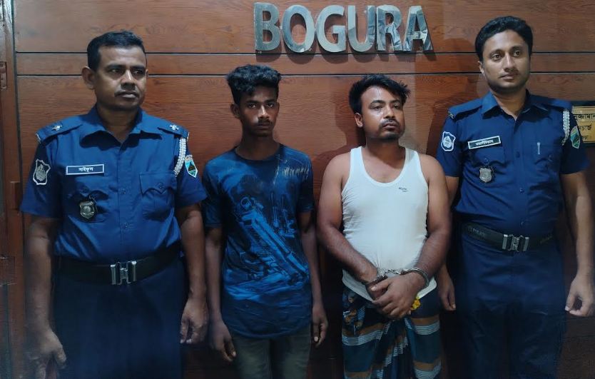 বগুড়ায় জুলাই আন্দোলনে শহীদ রনির মা-বোনকে মারপিট, গ্রেপ্তার ২